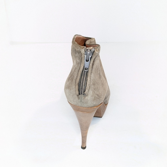 Pura Lopez suede ankle boots - Picture 12 of 16